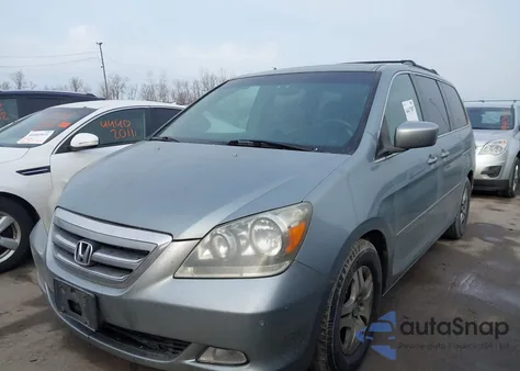 2005 Honda Odyssey Touring z USA, uszkodzony, nr VIN 5FNRL38835B115341